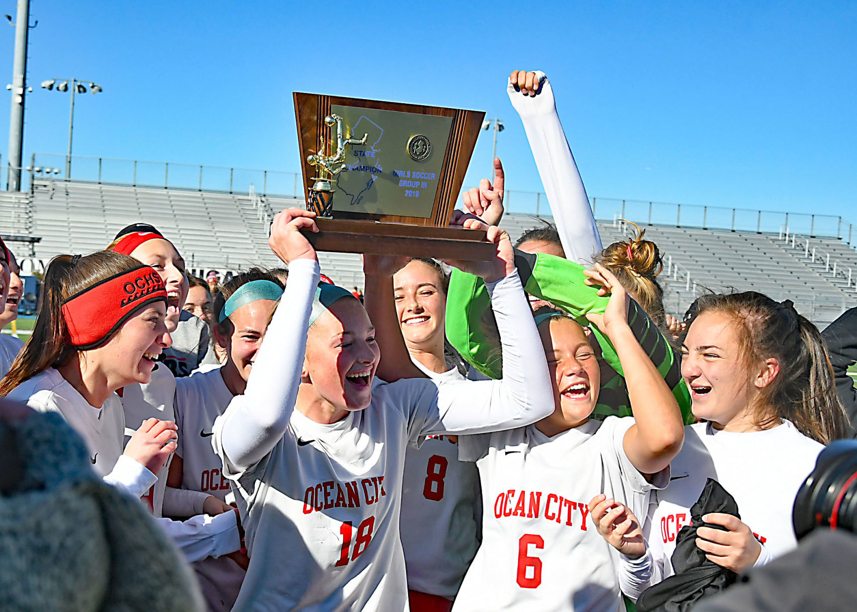 111719_spt_ocgirlssoccer00123678